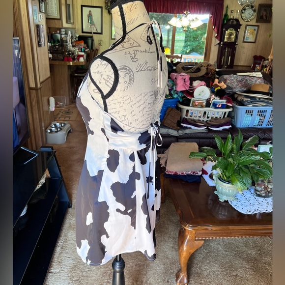 Urban Outfitters Shae Halter Slip Dress Cow Print Women’s Small. - Picture 12 of 16